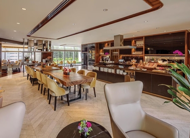 Sofitel Singapore City Centre Executive Club Lounge