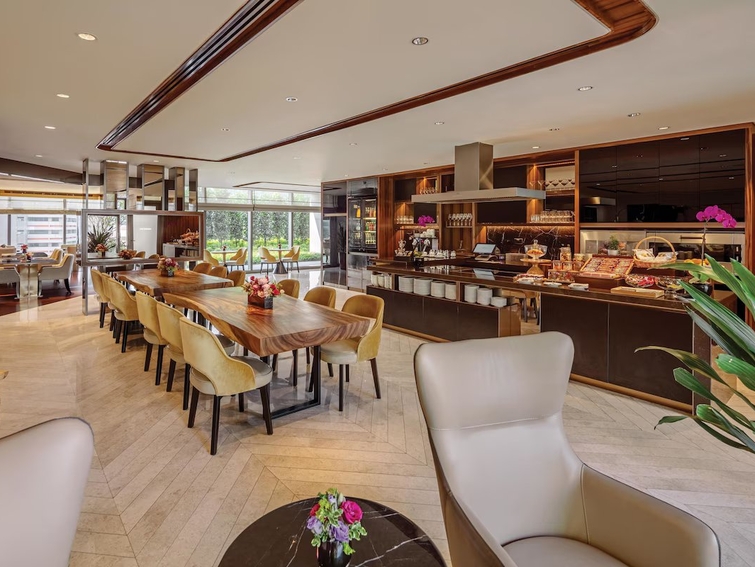 Sofitel Singapore City Centre Executive Club Lounge