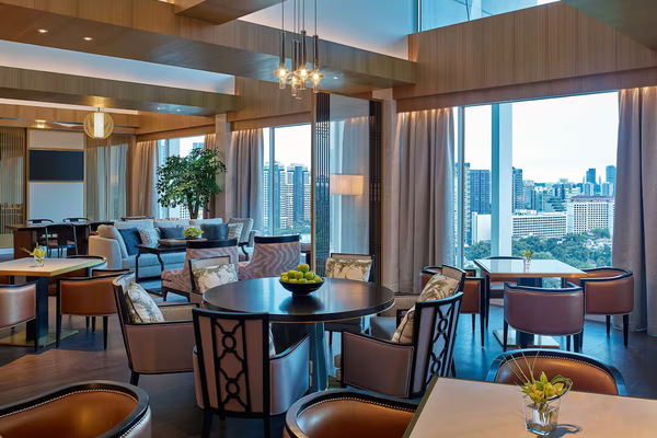 Shangri-La Singapore Executive Club Lounge