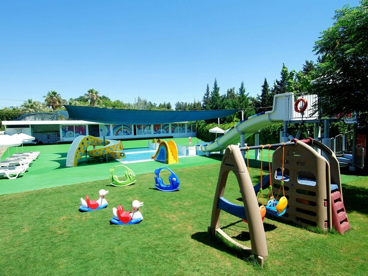 Hotel Su and Aqualand Kids Club