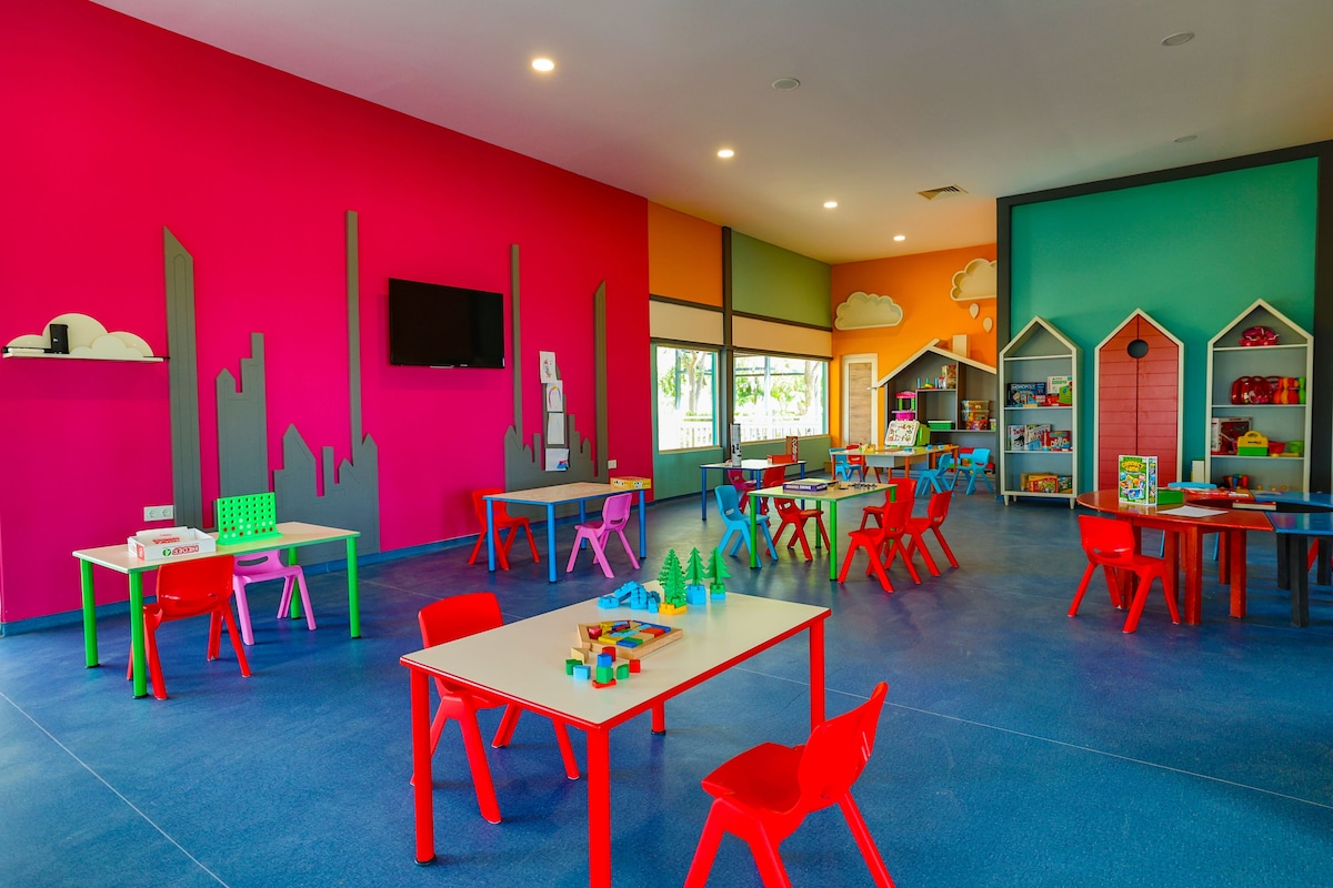 Crystal Centro Kids Club