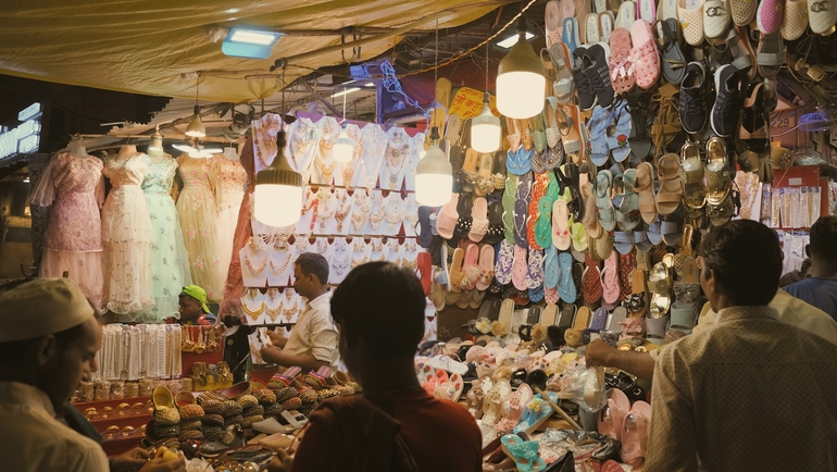 What are the Best Fake Markets in Mumbai?