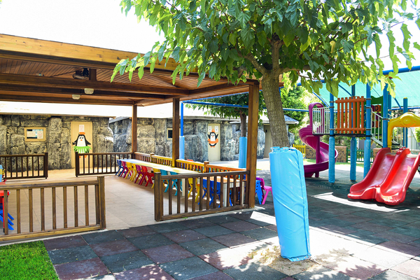 Royal Wings Hotel Kids Club