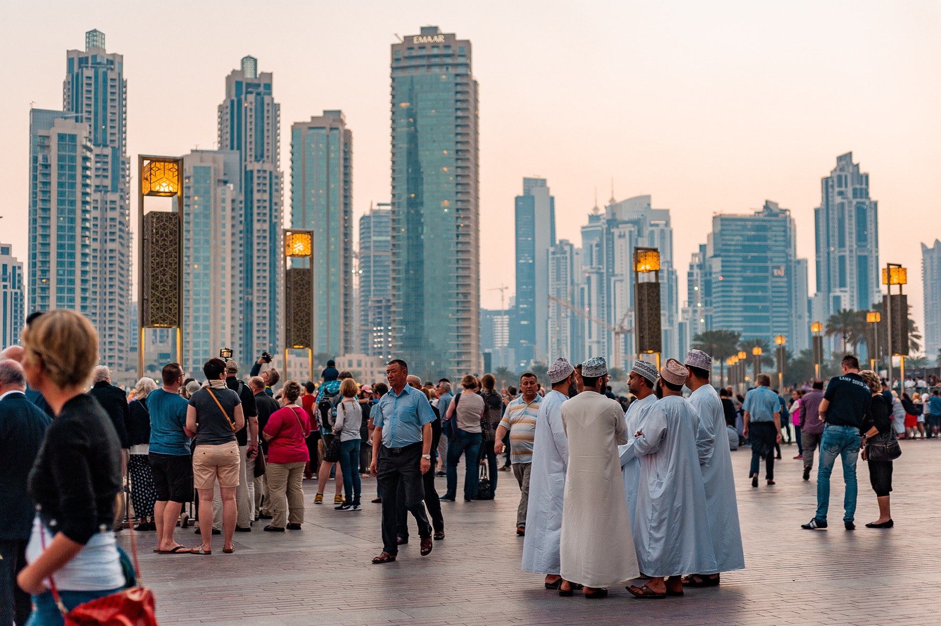 Do I need to cover up my body when Travelling to the UAE?