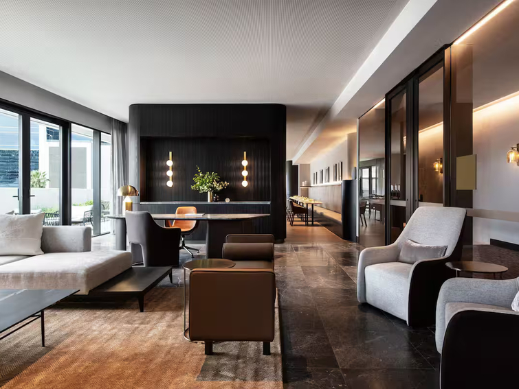 Melbourne Marriott Hotel Docklands Executive Club Lounge