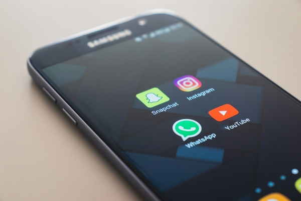 How Can I Use WhatsApp Calling When I am in Dubai?