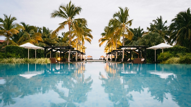 How Do You Tell if a Resort is Truly Five-Star or Just Looks It Online?