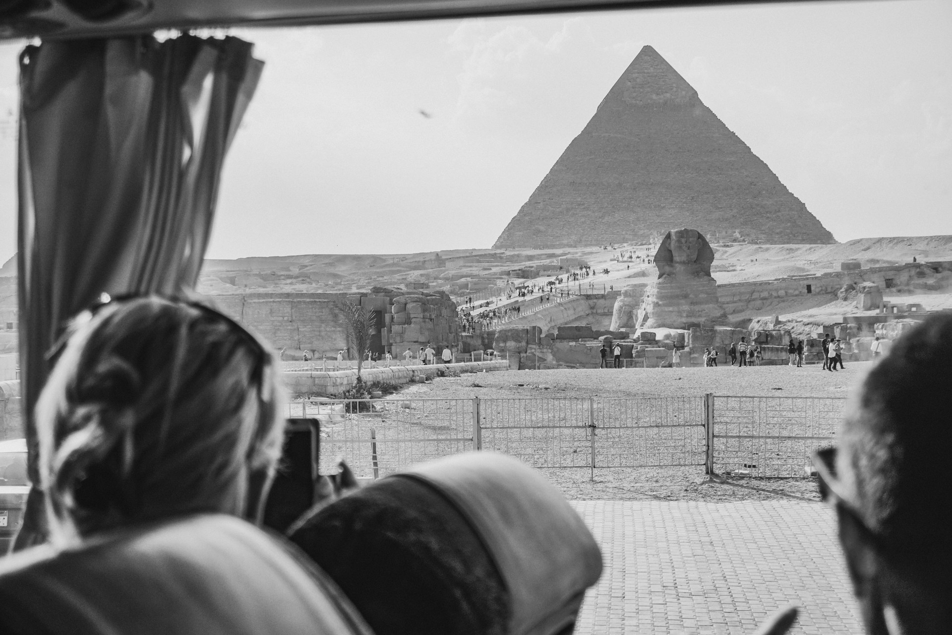 How to Find an English-Speaking Taxi Driver in Cairo