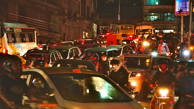 How to Find an English-Speaking Taxi Driver in Delhi