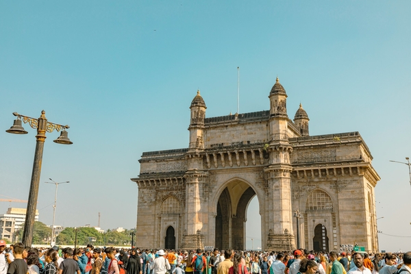 How to Get Big Discounts in Mumbai as a Tourist