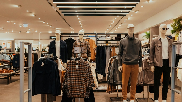 What are the Best Fake Markets in Madrid?