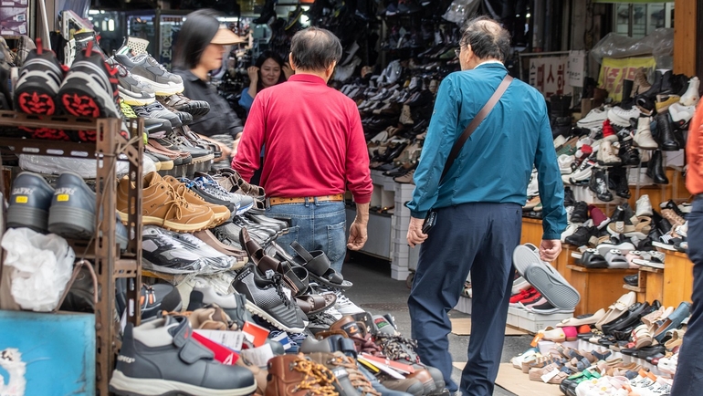 What are the Best Fake Markets in Fukuoka?