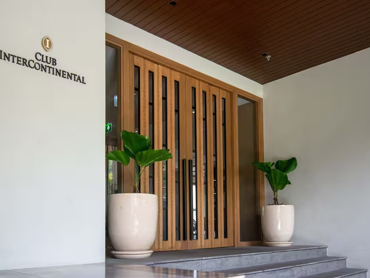 InterContinental Phuket Resort Executive Club Lounge