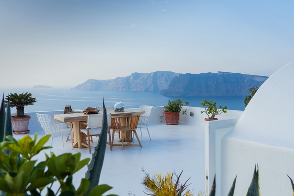 Is Santorini Still Worth Visiting with Kids in 2025?
