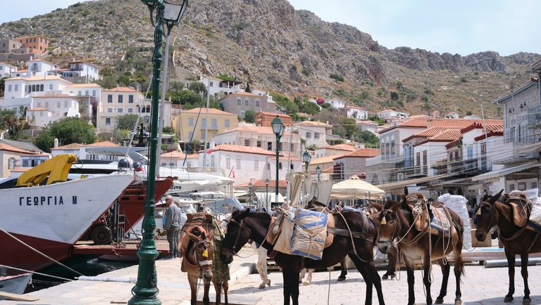 Which Mediterranean islands are still car-free in 2025?