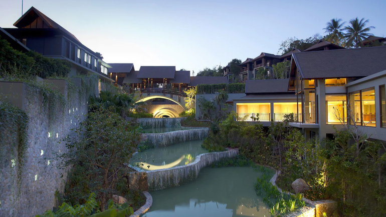 Pullman Phuket Arcadia Naithon Beach