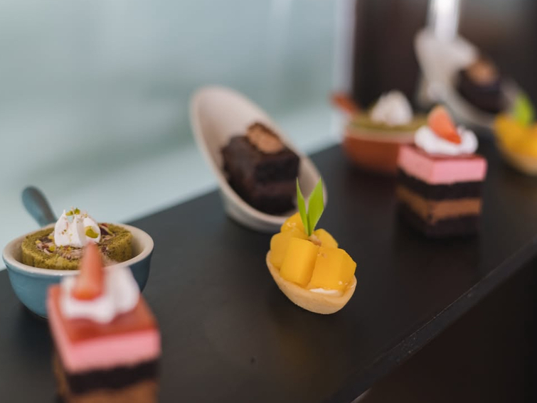 Pullman Phuket Karon Beach Resort Executive Club Lounge