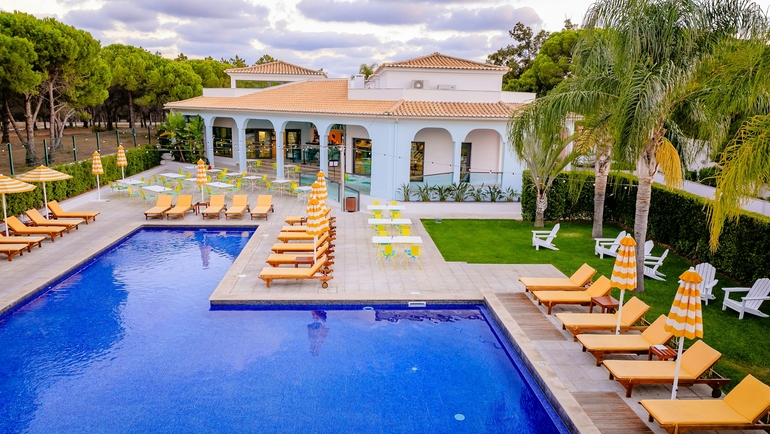 Are Dubai Hotels Empty Because of the War?