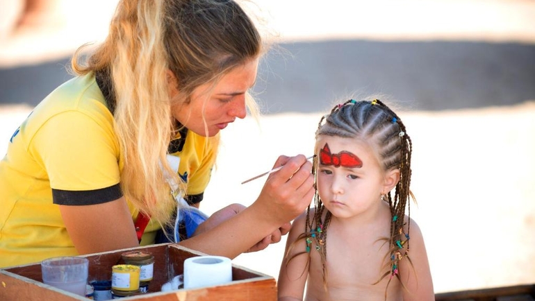 Amwaj Oyoun Resort & Casino Kids Club