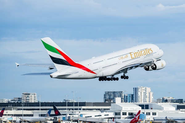 Are airlines refunding Dubai flights right now?