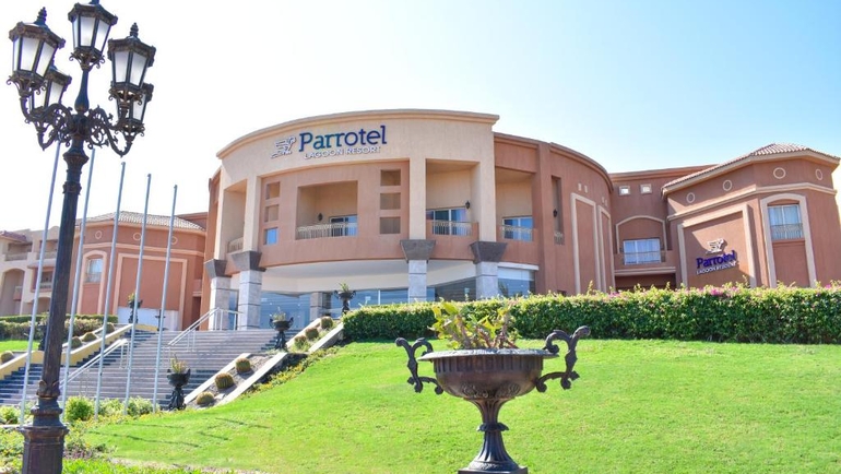 Parrotel Lagoon Waterpark Resort