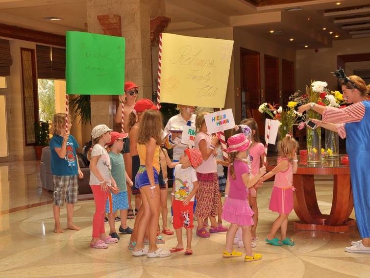 Rehana Royal Beach Resort Aqua Park & Spa Kids Club
