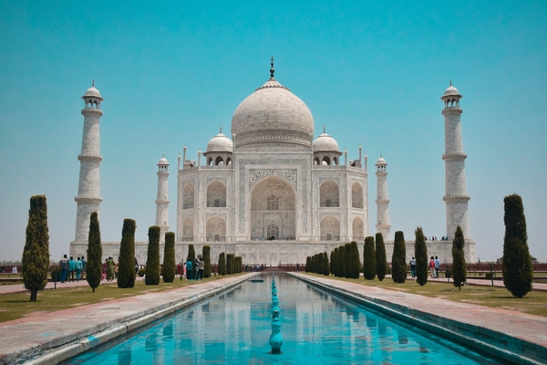 Best Theme Parks to Visit in Agra