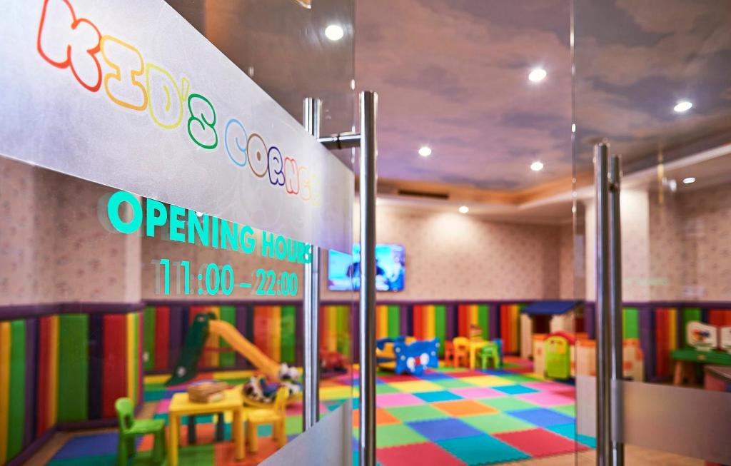 Windsor Plaza Hotel Kids Club