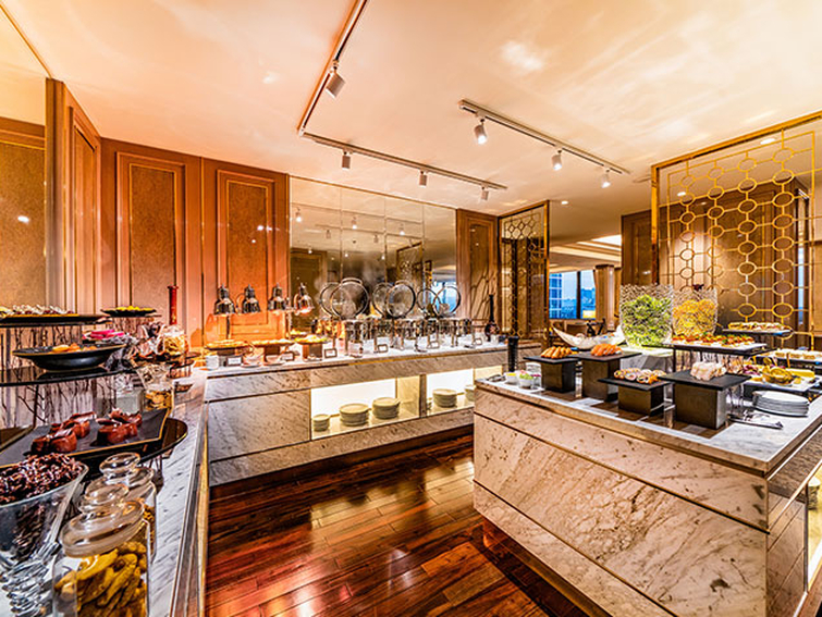 Caravelle Saigon Executive Club Lounge