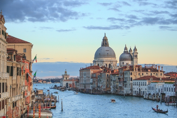 Best Theme Parks to Visit in Venice