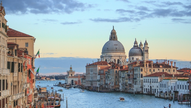 Best Theme Parks to Visit in Venice