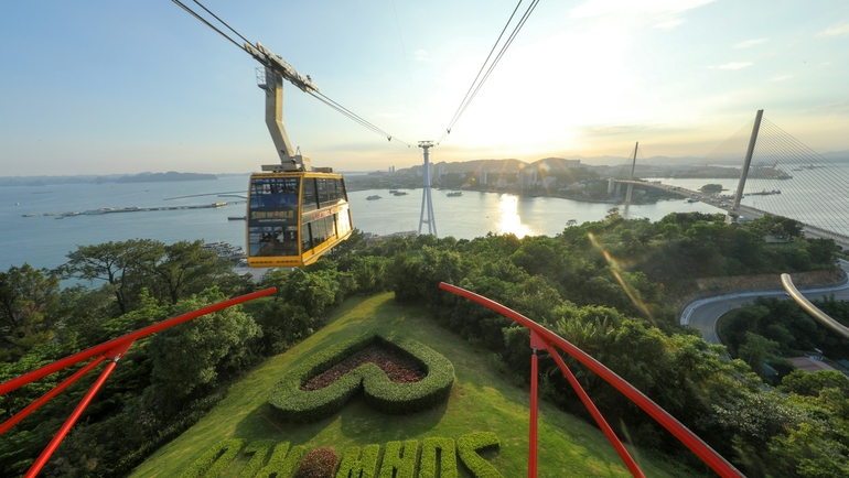 Best Theme Parks to Visit in Ha Long