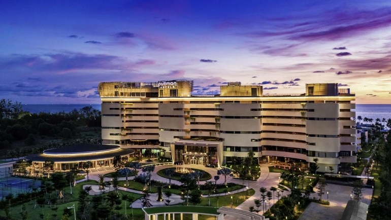 Pullman Phu Quoc Beach Resort
