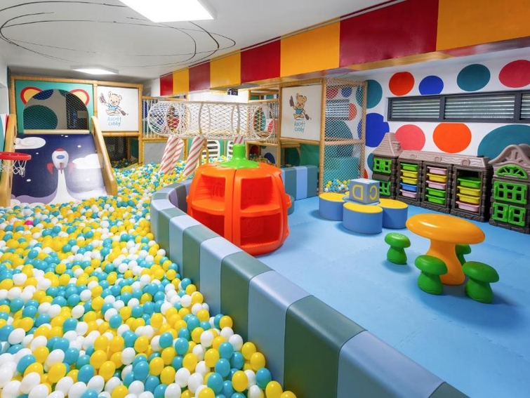The Pearl Hon An Kids Club