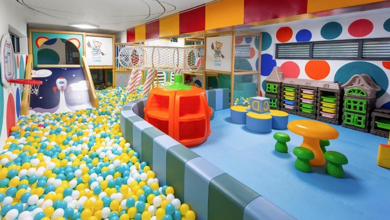 The Pearl Hon An Kids Club