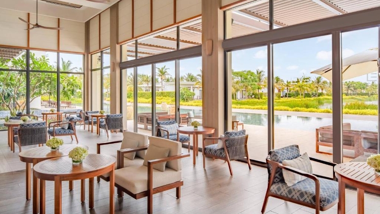 Melia Ho Tram Beach Resort Executive Club Lounge
