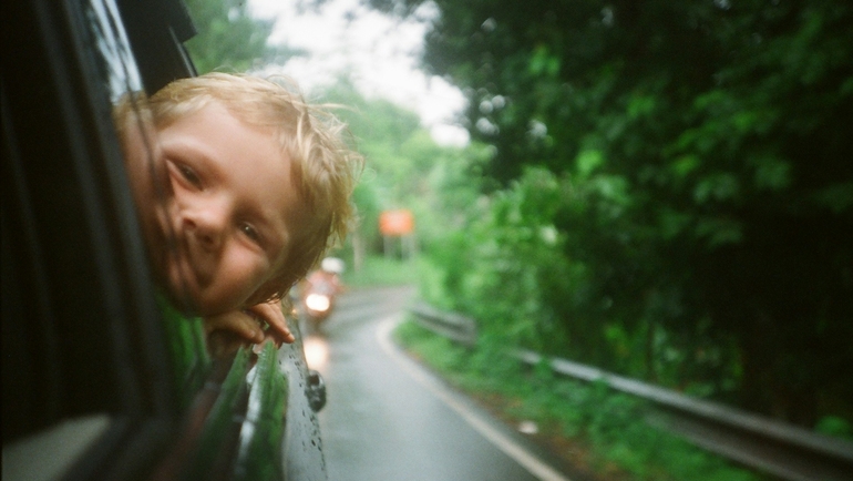 How Do I Prepare Kids for Long-Distance Driving?
