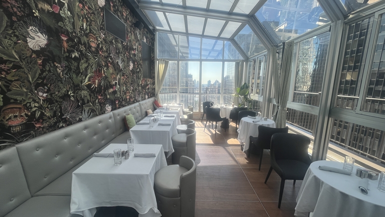 Breakfast at Upstairs at The Kimberly Hotel Review