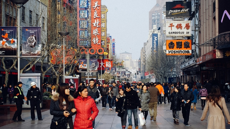 Best Cheap Clothes Areas in Shanghai