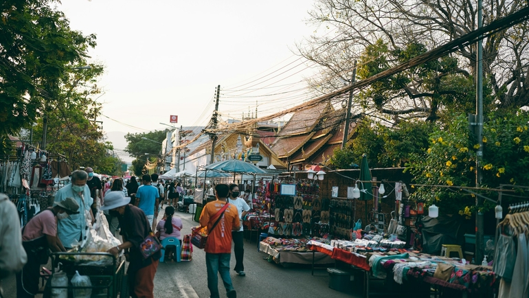 Best Cheap Clothes Areas in Mumbai