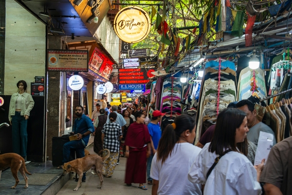 Best Cheap Clothes Areas in Delhi
