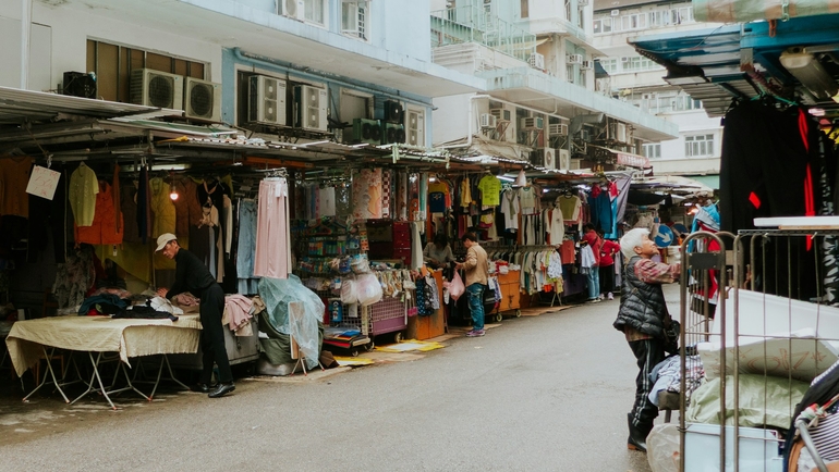 Best Cheap Clothes Areas in Hong Kong