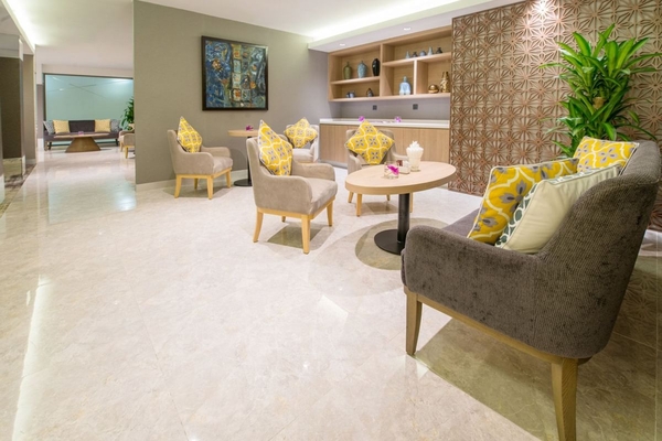 Eastin Grand Hotel Saigon Executive Club Lounge