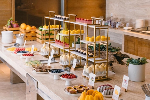 JW Marriott Hotel Hanoi Executive Club Lounge