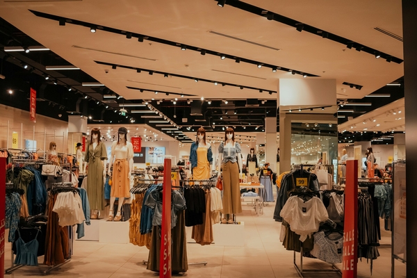 Best Cheap Clothes Areas in Dubai