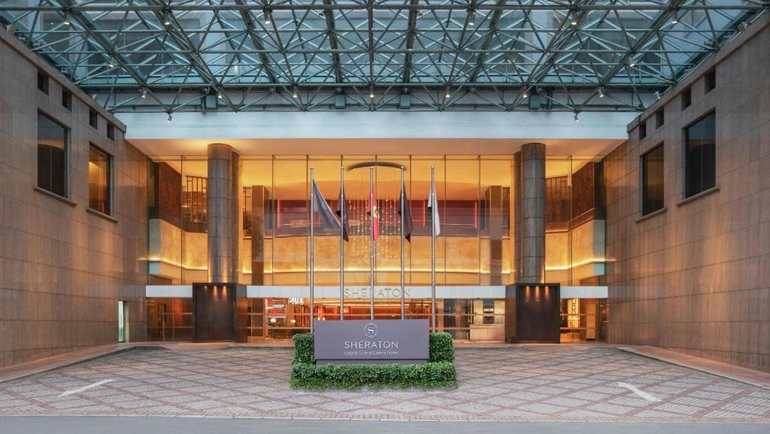 Sheraton Saigon Grand Opera Hotel