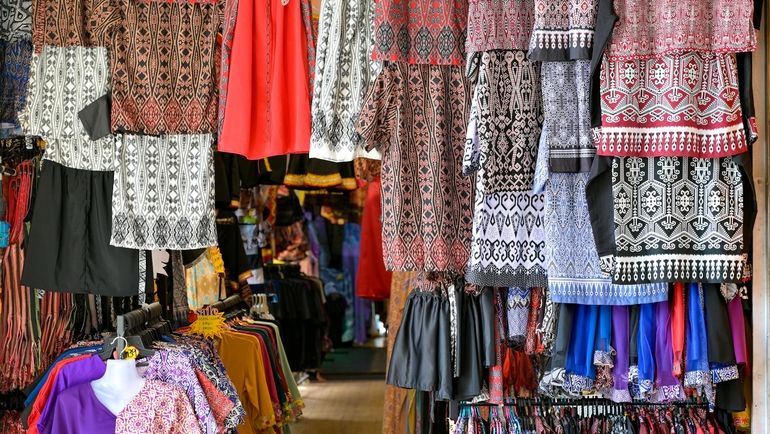 Best Cheap Clothes Areas in Hyderabad