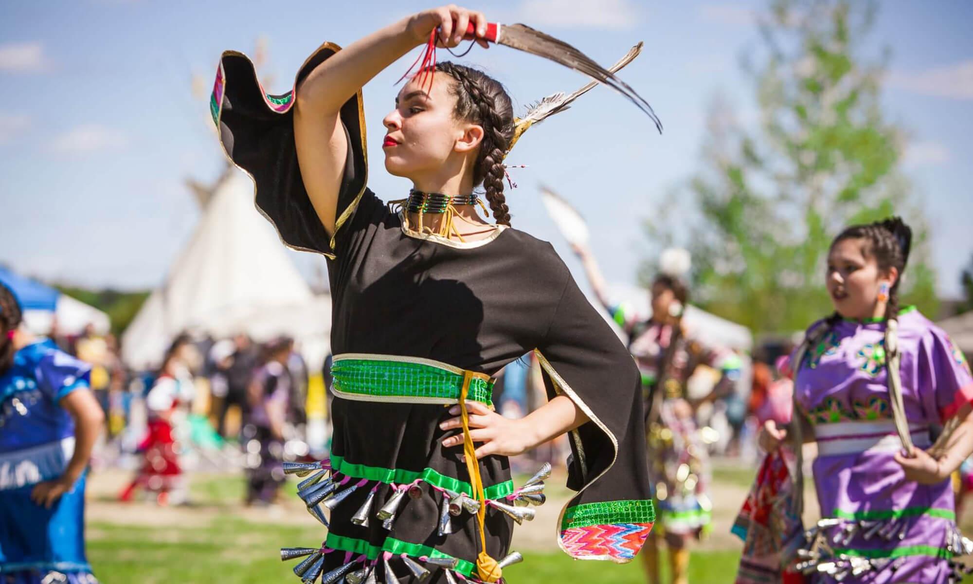 Attending a pow wow or visiting a nature reserve is an excellent way to learn about contemporary Aboriginal culture