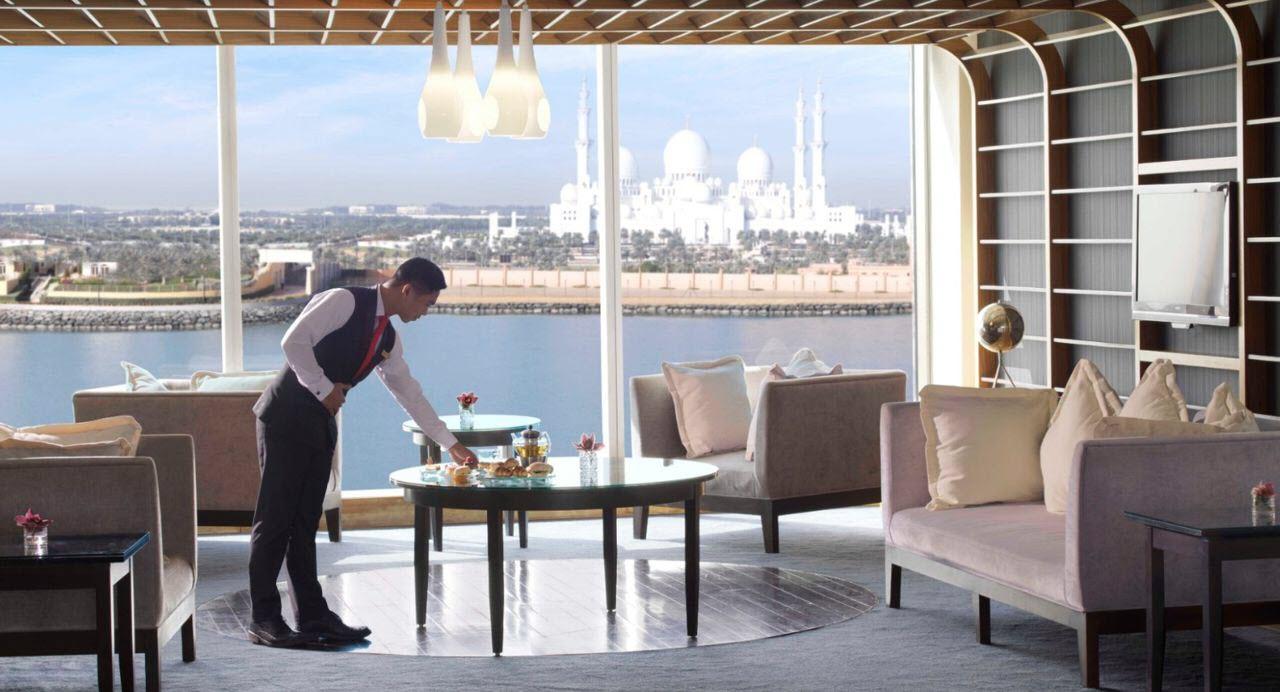 Fairmont Abu Dhabi Gold Club Lounge Area