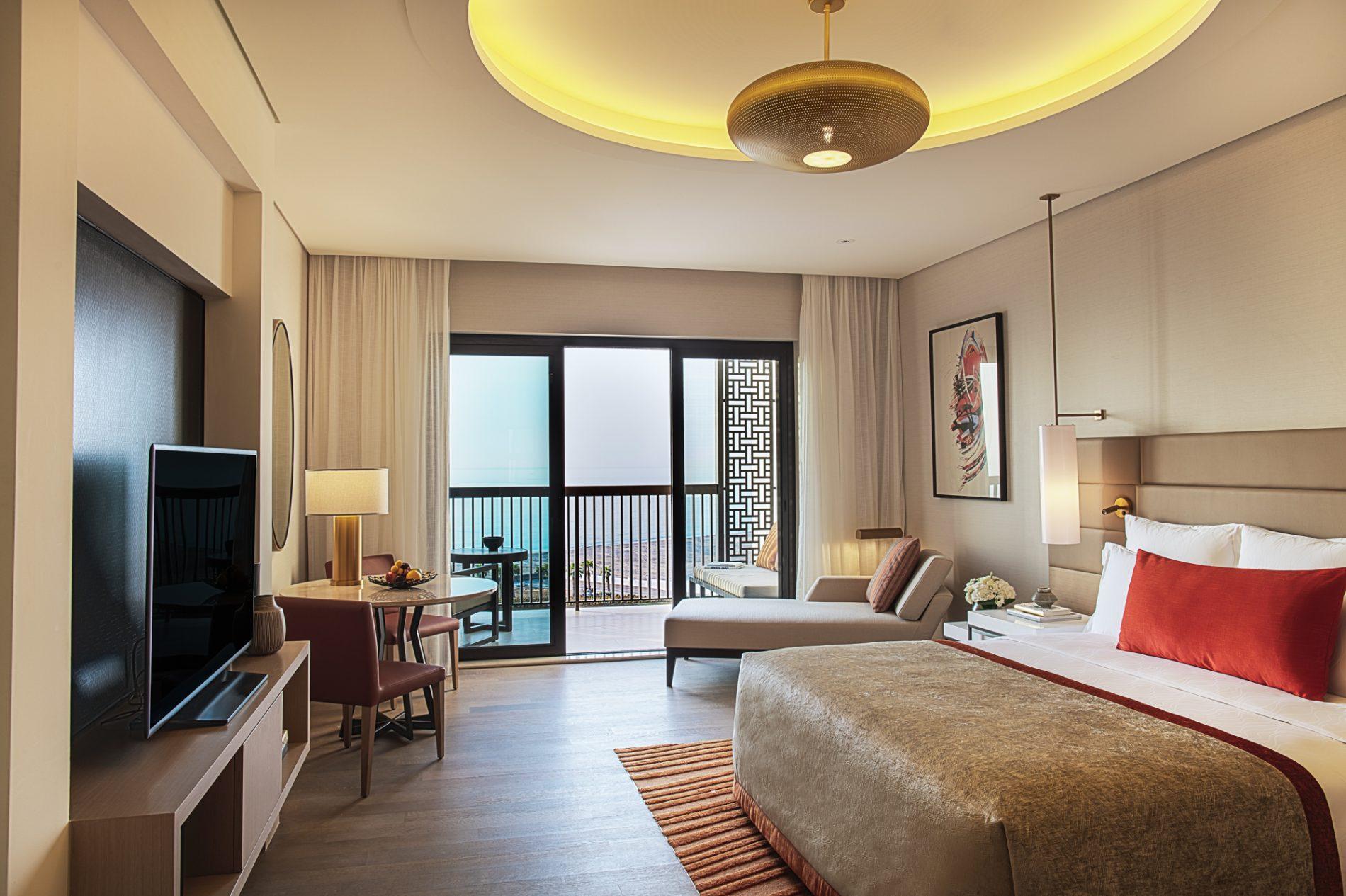 Intercontinental Fujairah Resort King Bedroom